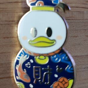 DONALD Disney Mystery Pin, Chinese New Year Ox 2021